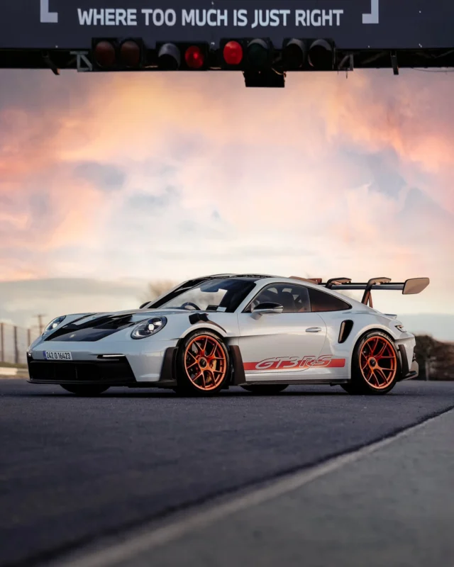 Brand new stunning GT3rs at Trackdays.ie Mondello yesterday. What a supercar! Made for track dominance, I can't wait to see it attack the track! A huge congratulations to the new owner. 
.
.
.
.
.
.

#gt3rs #PorscheGT3RS #Supercars #PorscheSupercars #GT3RS #SupercarLifestyle #Hypercars #ExoticCars #SupercarNation #LuxuryCars #SupercarPhotography #PorschePerformance #FastCars #TrackDay #CarPorn #PerformanceCars #PorschePassion #SpeedHunters #SupercarSpotting #ExoticCarPhotography #CarCulture #PorscheLovers